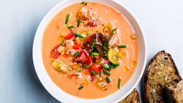 Master Classic Spanish Gazpacho in Minutes Without Cooking