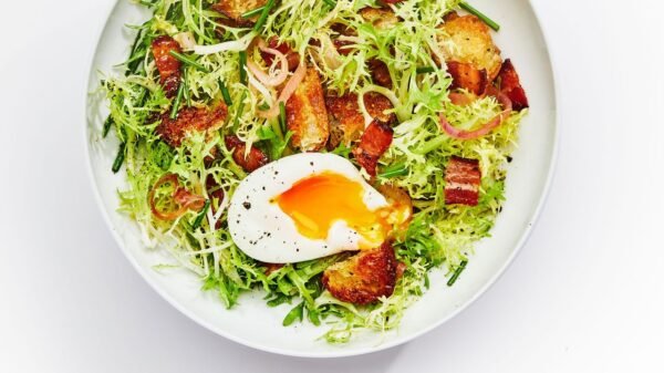 Skip Vinegar: The Secret to Perfect Poached Eggs