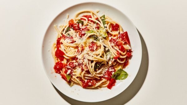 Skip the Stove: The Secret to Perfect No-Cook Tomato Pasta