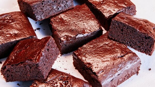 Decadent Flourless Brownies Deliver Ultimate Chocolate Fix