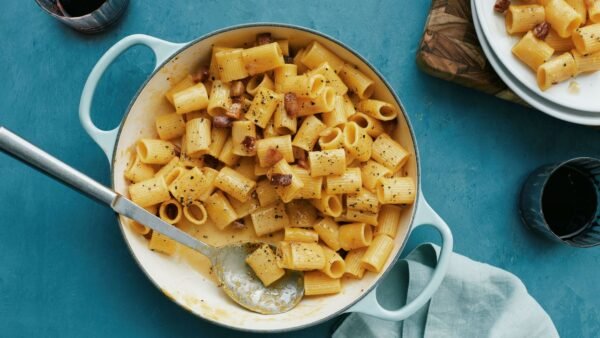 Master Authentic Roman Carbonara in 25 Minutes
