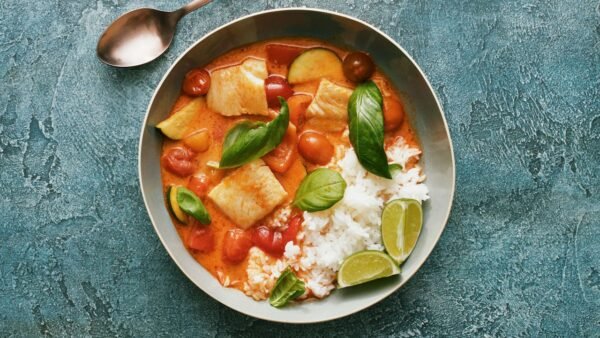 Master Rich Thai-Style Fish Curry in Under 1 Hour